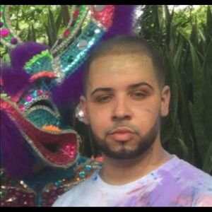 Meet your Posher, Cesar